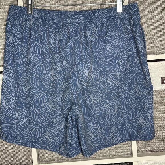 Vineyard Vines Men’s Trunks Shorts Size Large - Picture 8 of 8